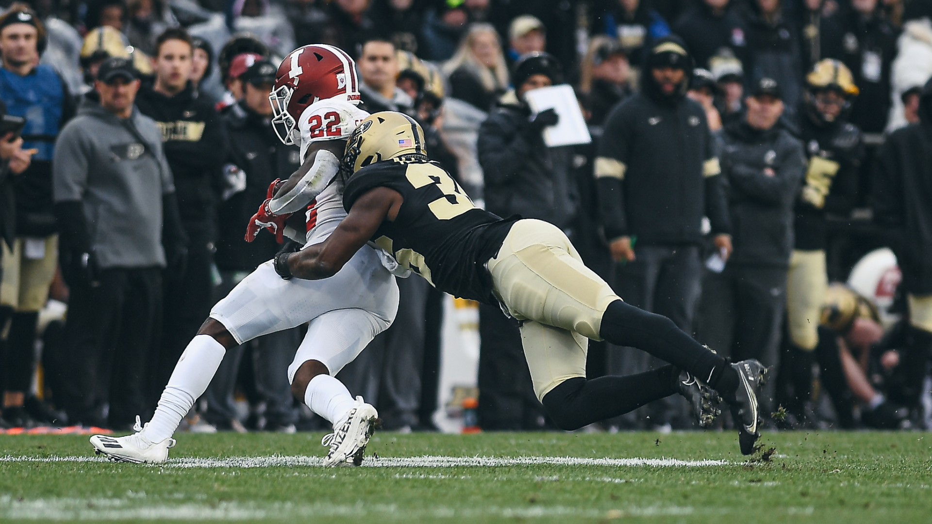 Indiana Football Practices at Lucas Oil Stadium, Nearing Quarterback  Decision - Sports Illustrated Indiana Hoosiers News, Analysis and More