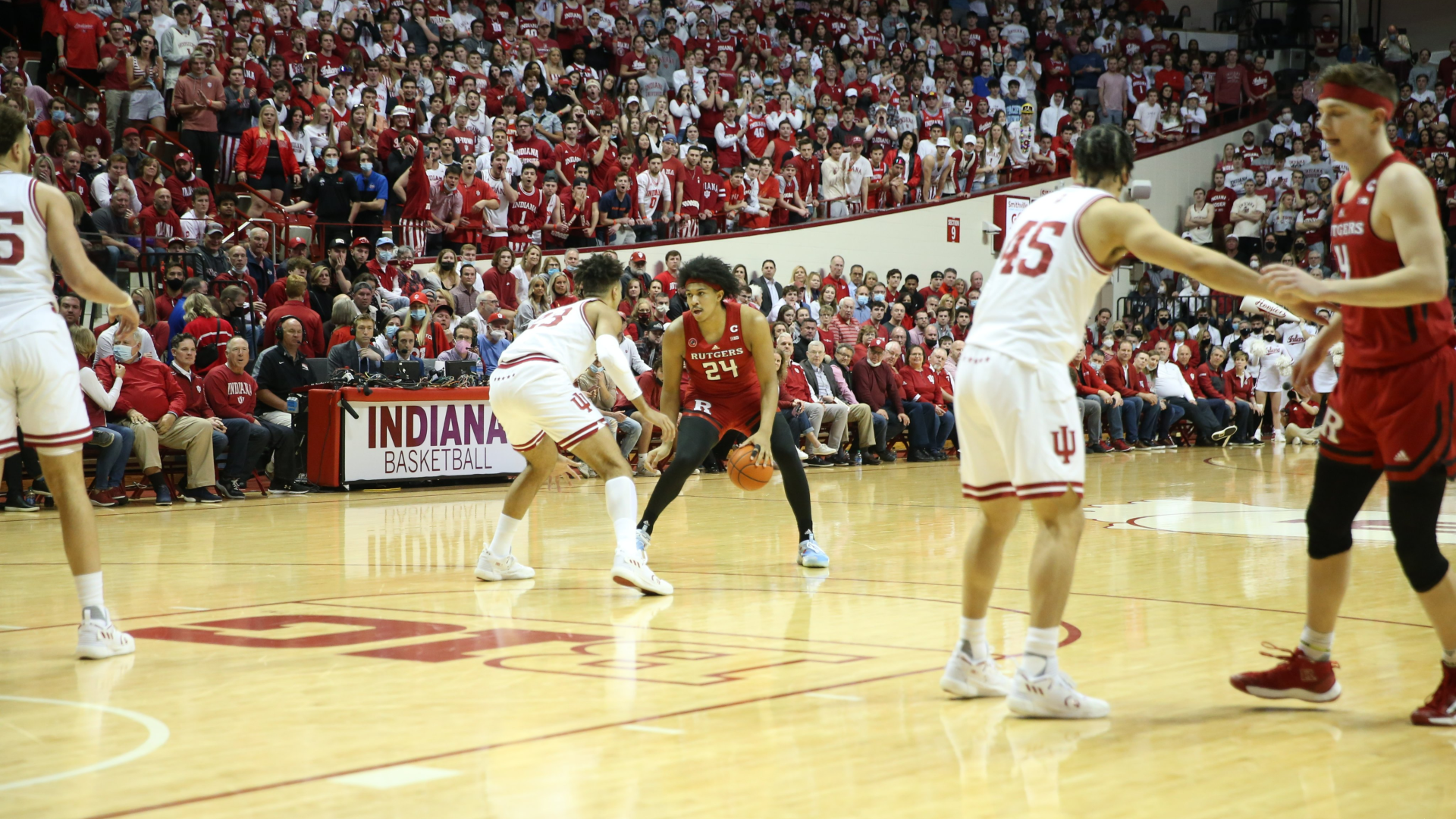 Indiana basketball loses to Rutgers on late Ron Harper Jr. 3-pointer