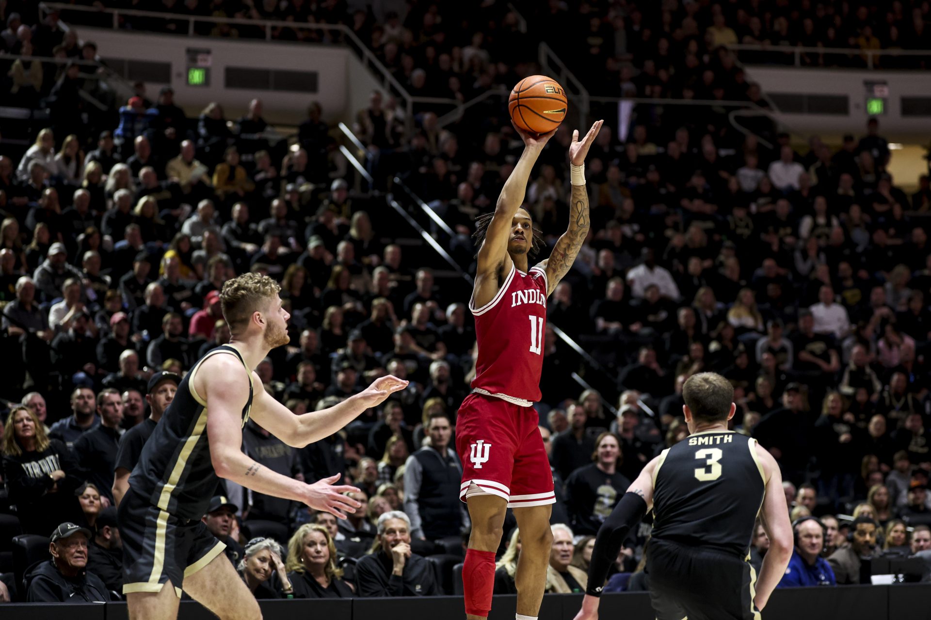 Indianapolis airport: Fans can't actually play on the basketball court